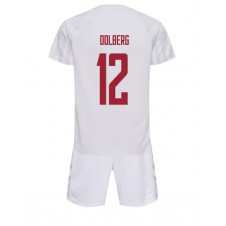 Danmark Kasper Dolberg #12 Bortaställ Barn VM 2022 Korta ärmar (+ Korta byxor)
